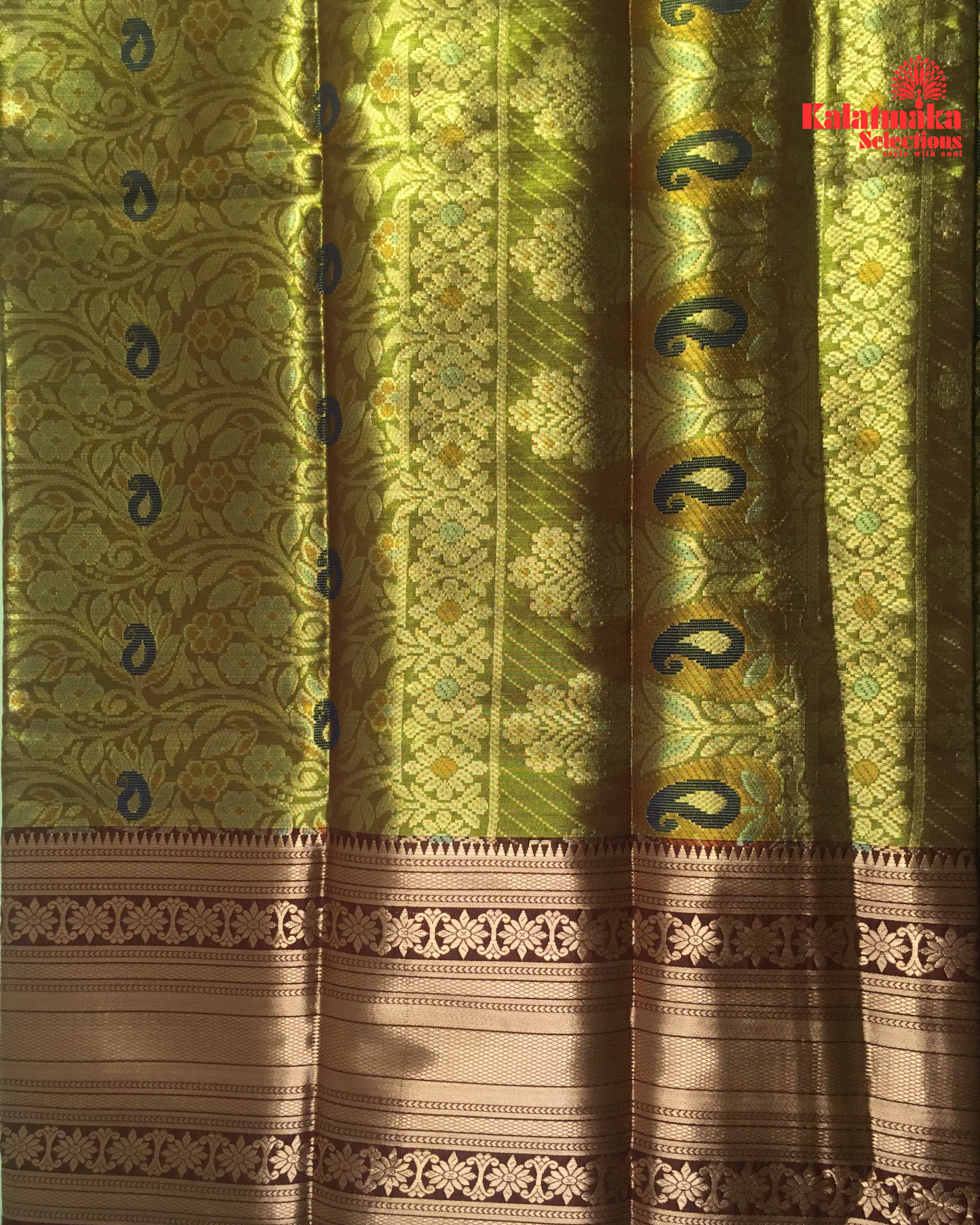 Mehandi Green and Copper Border Pattu Saree