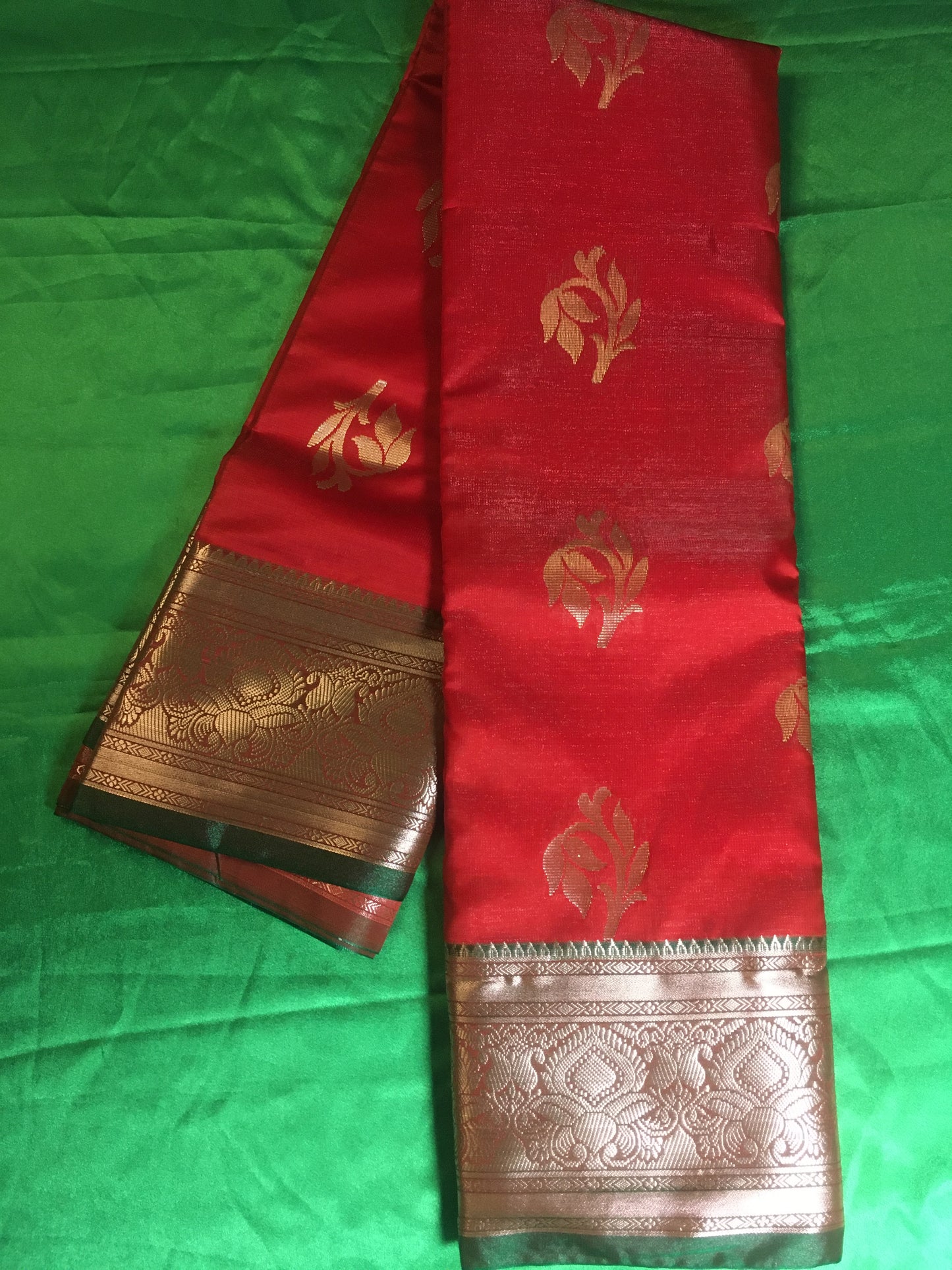 Red and Green Color Pattu Saree